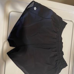 lululemon hotty hot shorts